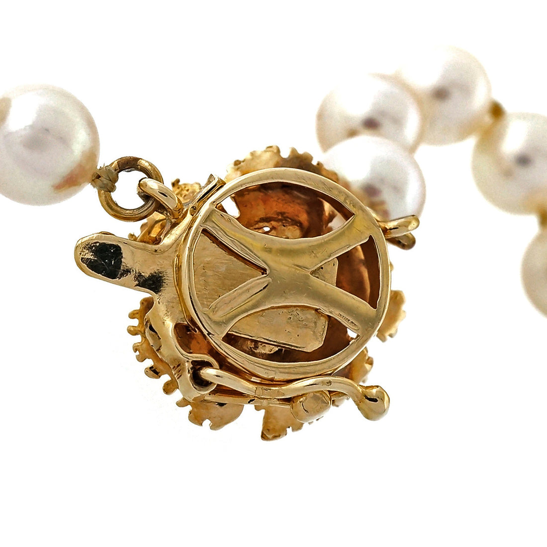 Vintage Cultured Akoya Pearl 6mm 17 Inch 14k Yellow Gold Flower Catch Necklace – image 4