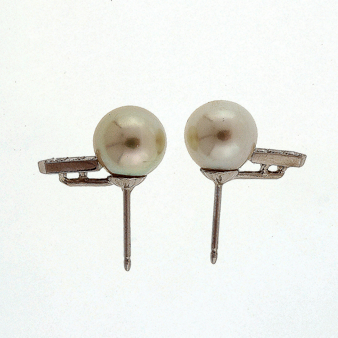 Art Deco .18 Carat Diamond Cultured Pearl White Gold Earrings – image 2