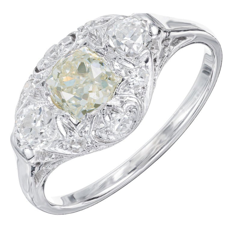 1.07 Carat Diamond Platinum Engagement Ring – image 2