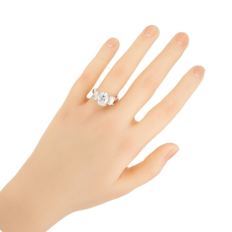 Peter Suchy 2.80 Carat Diamond Platinum Three Stone Engagement Ring – image 6