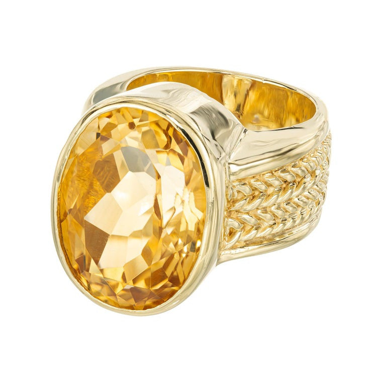Valentino 11.00 Carat Oval Citrine Yellow Gold Cocktail Ring – image 3