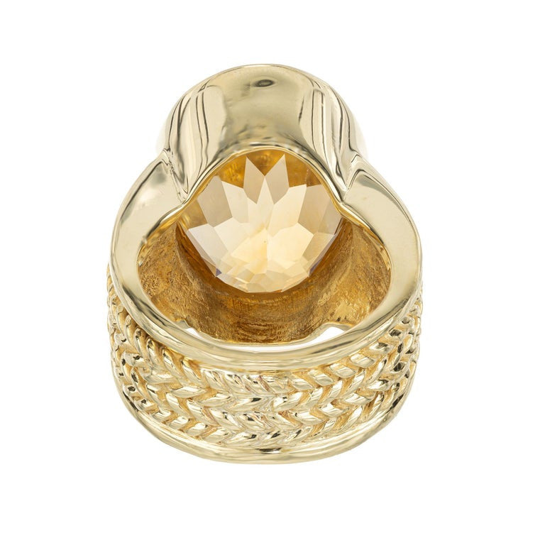 Valentino 11.00 Carat Oval Citrine Yellow Gold Cocktail Ring – image 5