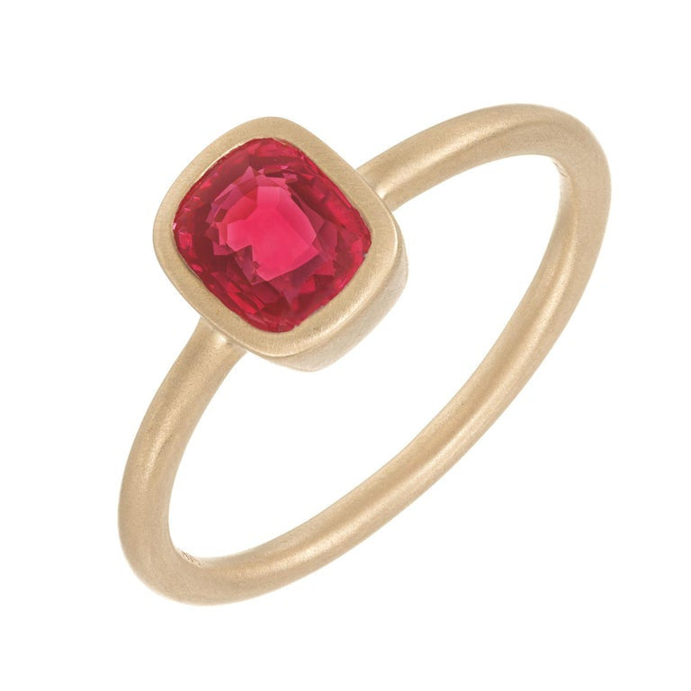 Peter Suchy .94 Carat Cushion Spinel Yellow Gold Bezel Set Engagement Ring – image 2