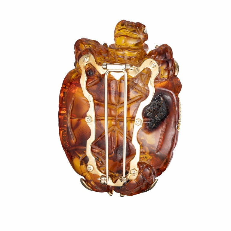 1.00 Carat Diamond Amber Yellow Gold Carved Turtle Brooch – image 4
