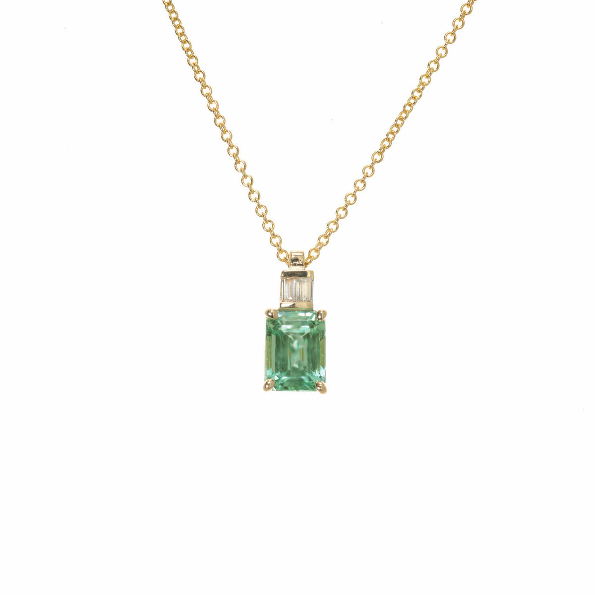 Peter Suchy GIA Certified 1.89 Carat Emerald Diamond Yellow Gold Pendant – image 2