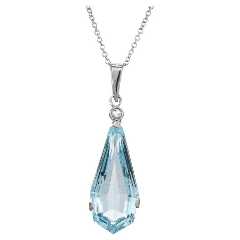 6.75 Carat Kite Shaped Aqua Diamond White Gold Pendant Necklace