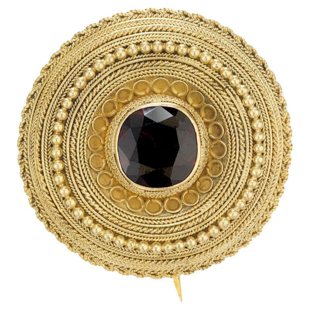 Victorian 1860 Renaissance Revival 2.20 Carat Garnet Yellow Gold Brooch