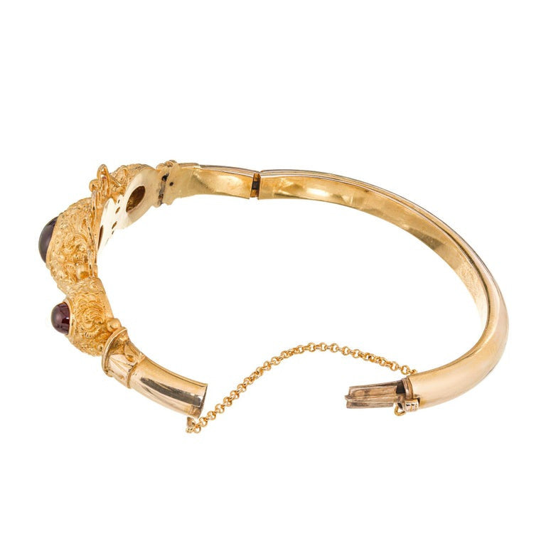 Victorian Oval Garnet Cabochon Yellow Gold Bangle Bracelet – image 3