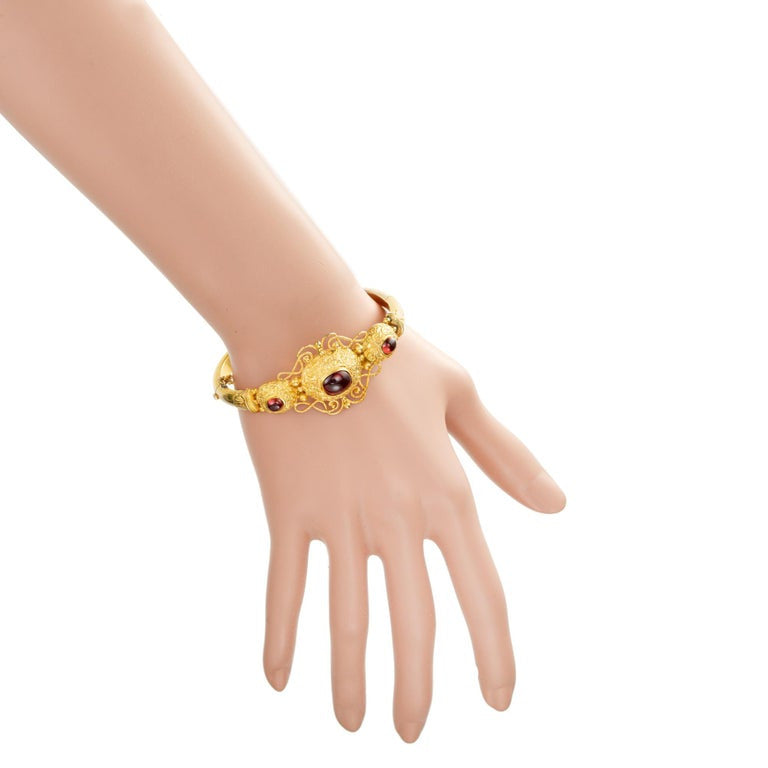 Victorian Oval Garnet Cabochon Yellow Gold Bangle Bracelet – image 5