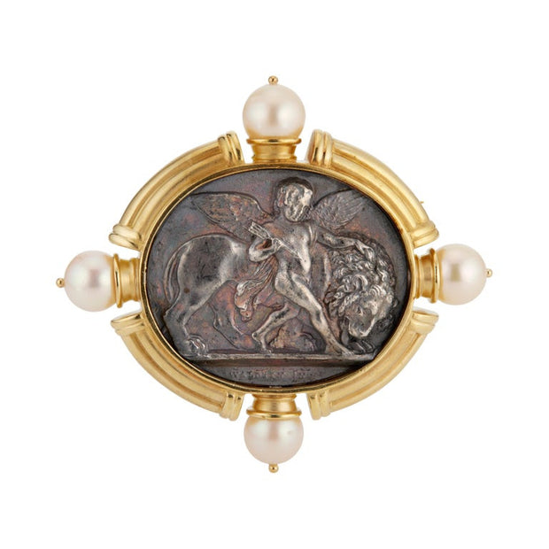 Seidengang Large Cultured Pearl Yellow Gold Silver Medallion Brooch