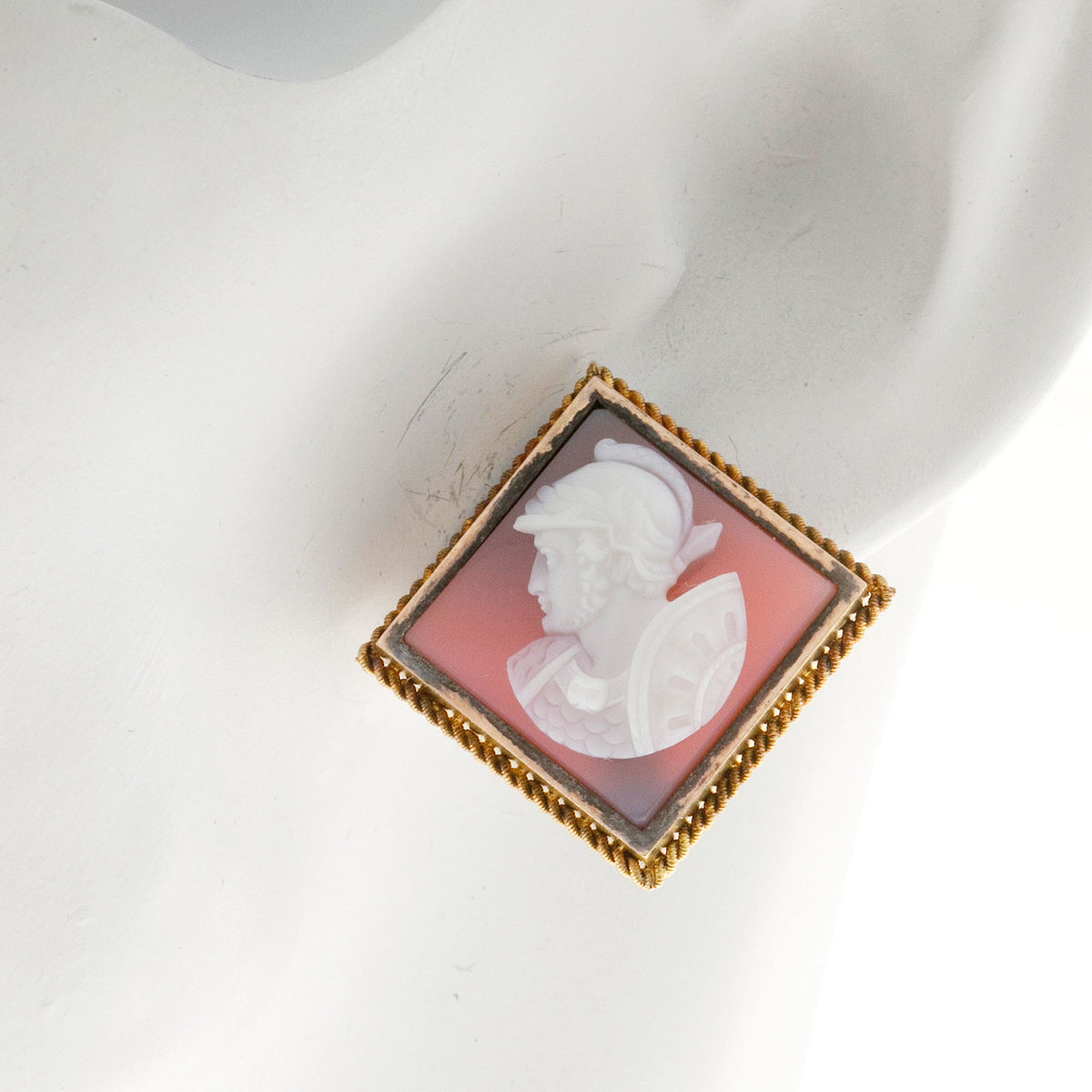 Vintage Hand Carved Sardonyx Intaglio 14K Frame Earrings Roman/Greek Soldier – image 7