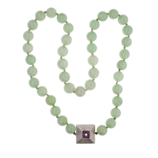 Jadeite Jade bead necklace GIA certified.