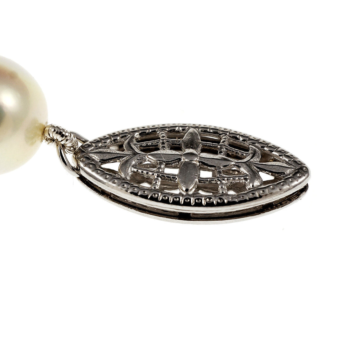 Cultured Pearl Necklace 8 To 8.5mm High Grade 14k White Gold Clasp – image 3