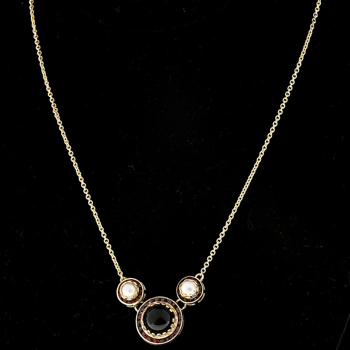 10mm Cabochon Onyx 5.5mm Mobe Cultured Pearl Channel Garnet 14k Necklace – image 3