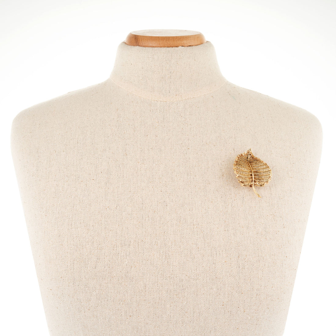 Tiffany & Co. Yellow Gold Mid-Century Wire Leaf Brooch – image 5