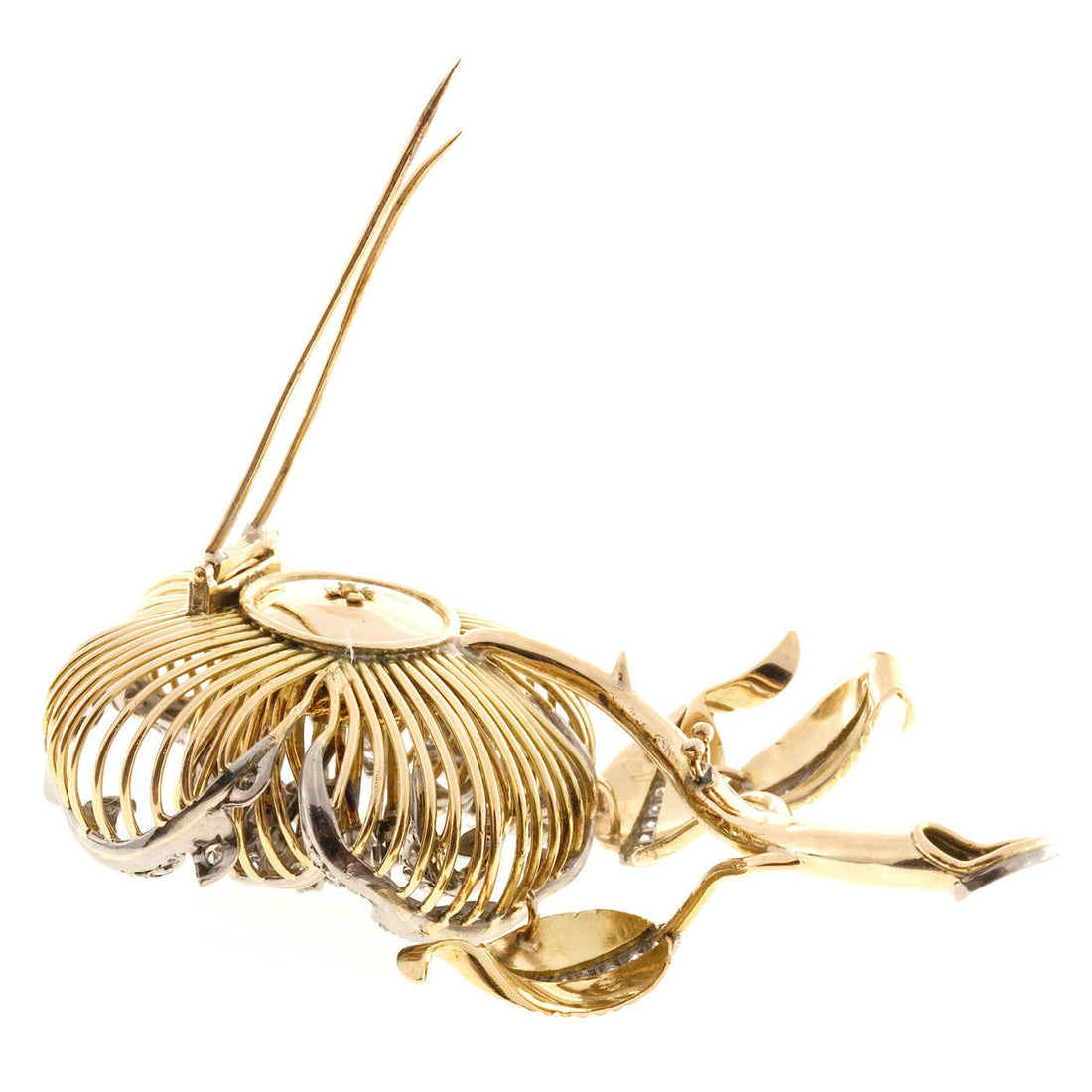 2.20 Carat En Tremblant Diamond Two-Tone Gold Flower Brooch – image 7