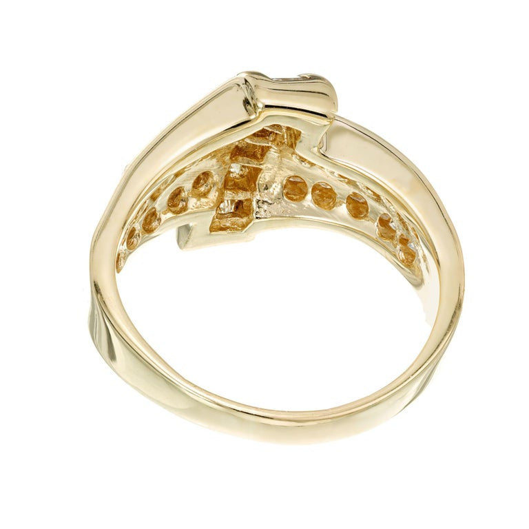 1.08 Carat Diamond Yellow Gold Cross Over Ring – image 5