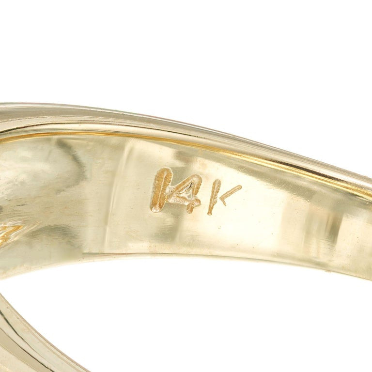 1.08 Carat Diamond Yellow Gold Cross Over Ring – image 6