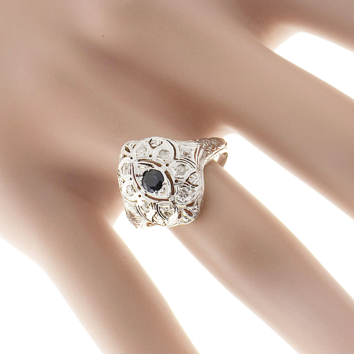 Vintage Art Deco 18K White Gold .08ct Diamond .15ct Sapphire Ring – image 7