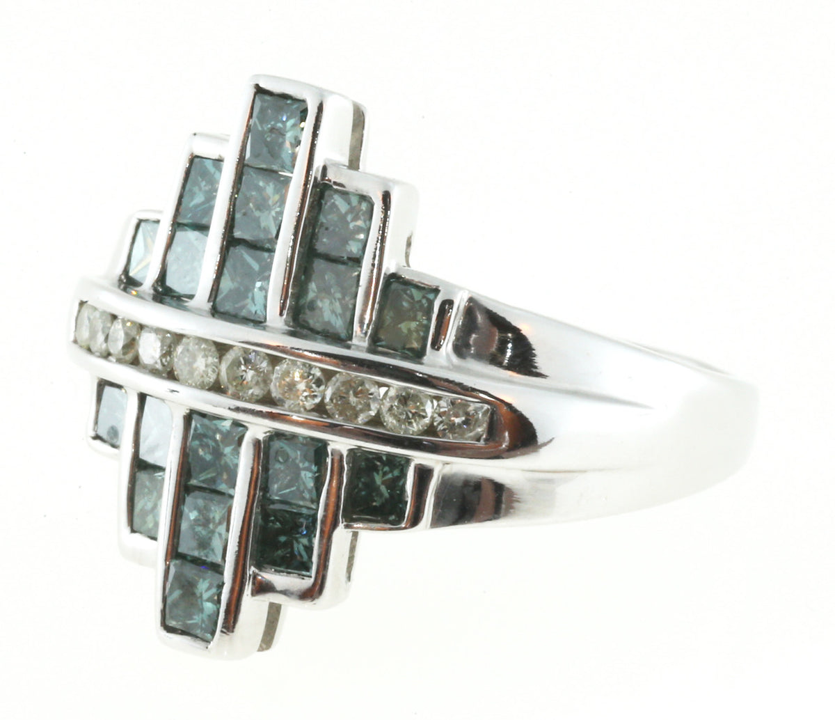 Vintage SNB Bold 14k Gold Blue Enhanced Bright White Diamond Ring – image 3