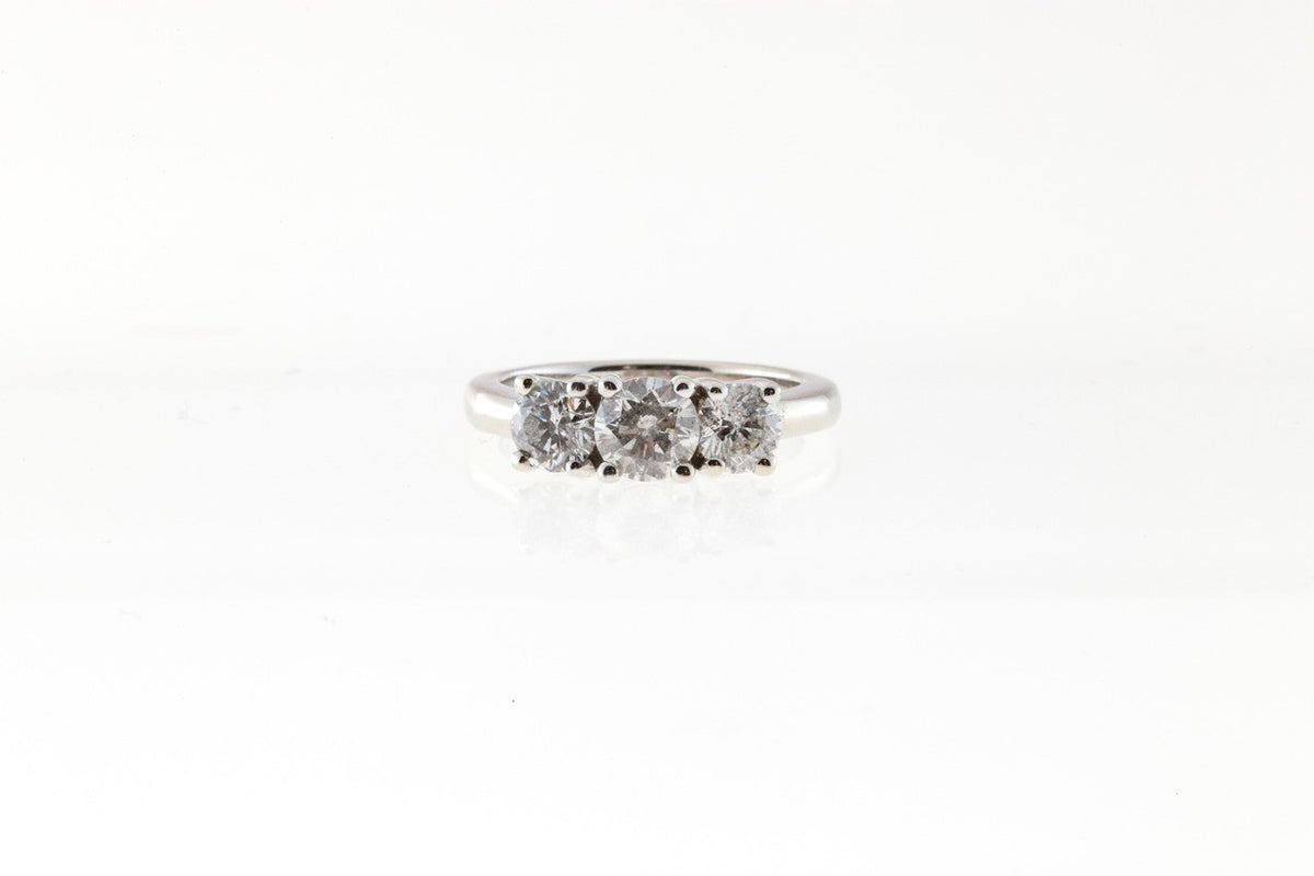 Vintage 3 Stone Bright White Diamond Ring .71ct Center .90ct Sides 14k Gold – image 4