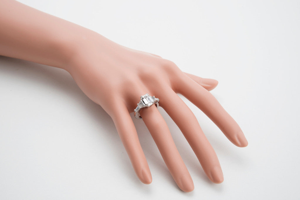 Art Deco 1.78 Carat Diamond Platinum Engagement Ring – image 7