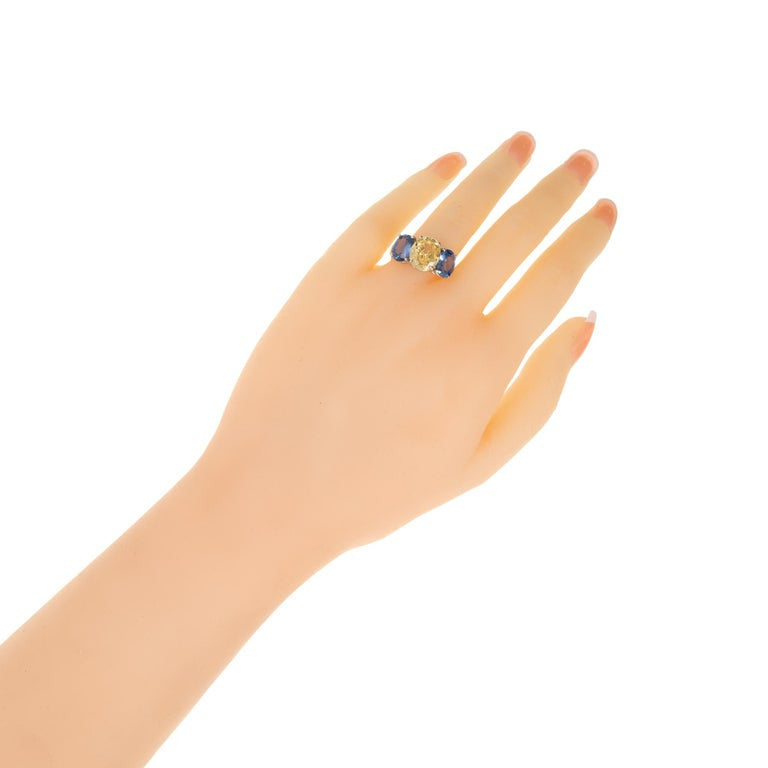 GIA Certified 8.63 Carat Yellow Blue Sapphire Gold Three-Stone Engagement Ring – image 9