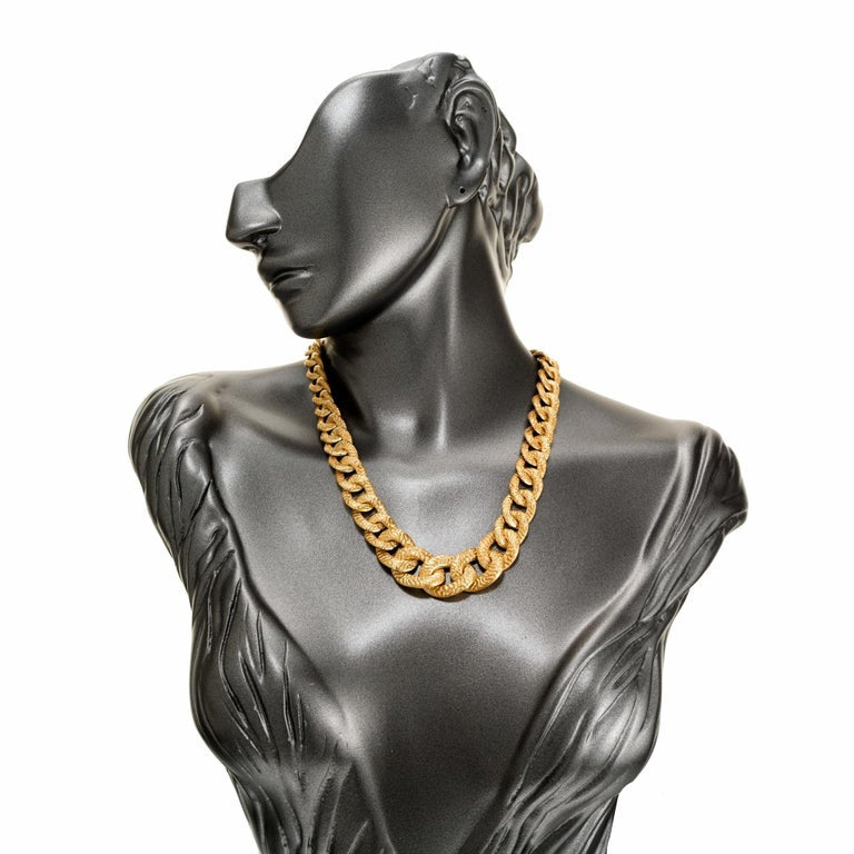 18k Yellow Gold Reversable Textured Polished Graduated Link Necklace – image 6