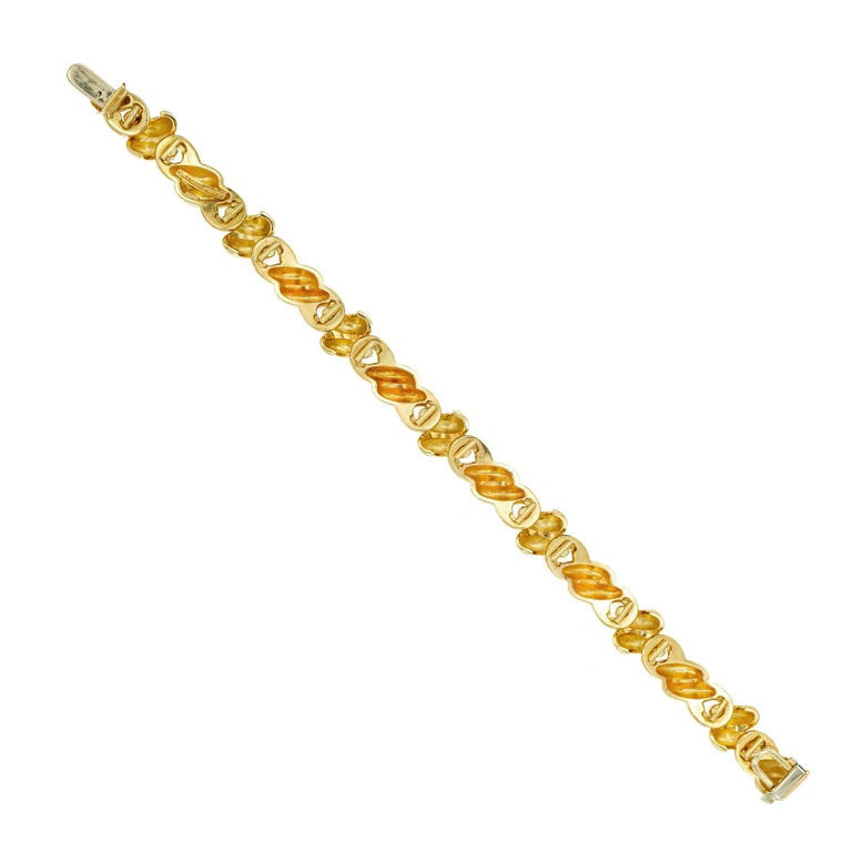 C. Vollrath Yellow Gold Textured Link Bracelet – image 4