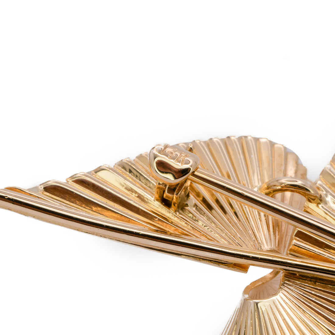 14 Yellow Gold Swirl 3D Fan Brooch – image 4