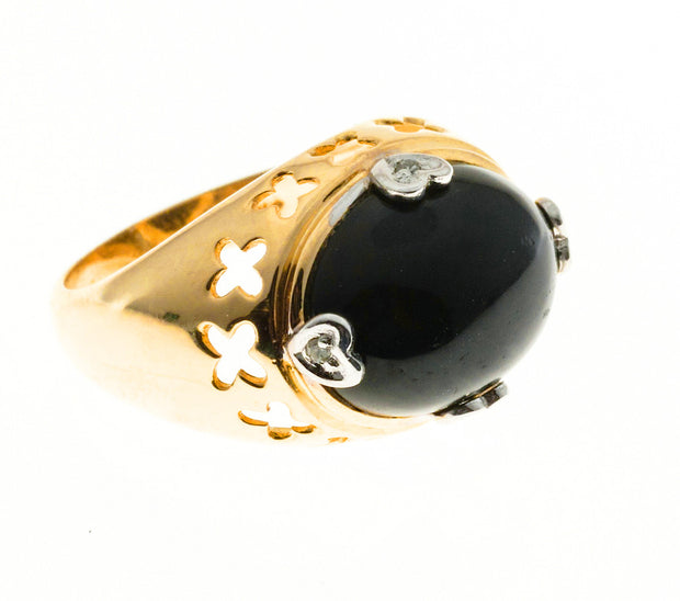 Vintage 1960 Black Onyx 14k yellow gold diamond ring